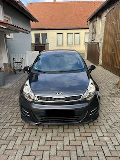 Bild des Angebotes Kia Rio 1.4 Dream Team Edition
