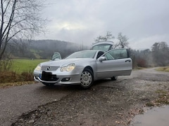 Bild des Angebotes Mercedes-Benz 200