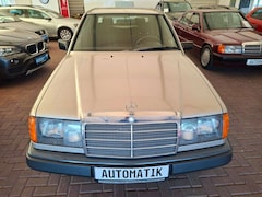 Bild des Angebotes Mercedes-Benz 230 E W124 Schiebedach ZV 2.Hand  Tüv+H-Zulassung