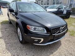 Bild des Angebotes Volvo XC70 AUTOM./AWD/LEDER/AHK/ SUPER HISTORIE