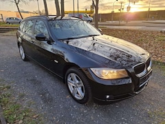 Bild des Angebotes BMW 318 i Touring  Gepflegter Fahrzeug / Tüv Neu