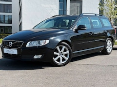 Bild des Angebotes Volvo V70 Kombi Linje Svart,Automatik,Leder,133kW,