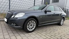 Bild des Angebotes Mercedes-Benz E 200 CGI AUTOMATIK TÜV,NAVI,PDC,KLIMA,SHZ