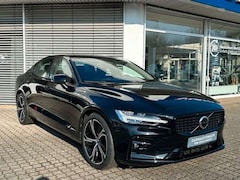 Bild des Angebotes Volvo S60 Lim. B4 Plus Dark ACC 19"Frontscheibenhzg