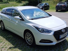 Bild des Angebotes Hyundai i40 i40 Kombi blue 1.7 CRDi DCT Style