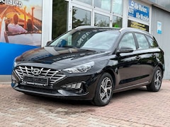 Bild des Angebotes Hyundai i30 cw *Automatic*SitzHz*NAVI*AppleCar*