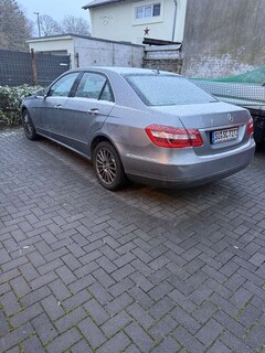 Bild des Angebotes Mercedes-Benz E 220 CDI DPF BlueEFFICIENCY Automatik Elegance