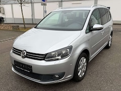 Bild des Angebotes VW Touran Life 7 SITZER/TÜV NEU/TEMPOMAT/AHK/SHZ/