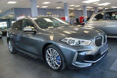 Bild des Angebotes BMW 135 M135i xDrive - Leder - Navi - LED -