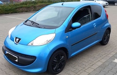 Bild des Angebotes Peugeot 107 107  3-Türer 70 Petit Filou