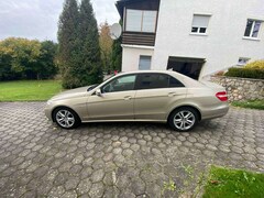 Bild des Angebotes Mercedes-Benz E 350 CDI DPF 4Matic BlueEFFICIENCY 7G-TRONIC Avantgarde