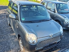 Daihatsu Trevis