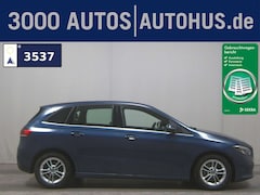 Bild des Angebotes Mercedes-Benz B 200 d Style Navi LED Shz MBUX PDC