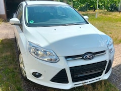 Bild des Angebotes Ford Focus Focus 1.0 EcoBoost Start-Stopp-System Trend