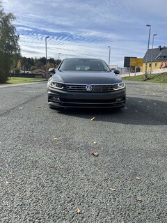 Bild des Angebotes VW Passat Variant 2.0 TDI DSG R-Line