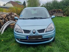 Bild des Angebotes Renault Grand Scenic Scenic 2.0 16V
