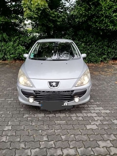 Bild des Angebotes Peugeot 307 140 Tendance