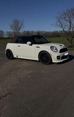 Bild des Angebotes MINI Cooper S Cabrio John Cooper Works