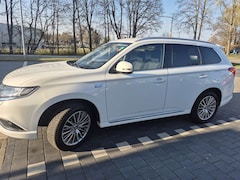 Bild des Angebotes Mitsubishi Outlander 2.4 4WD Plug-In Hybrid