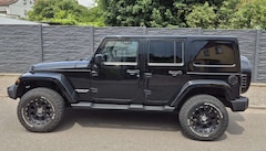 Bild des Angebotes Jeep Wrangler Hard-Top 2.8 CRD DPF Automatik Black Edition