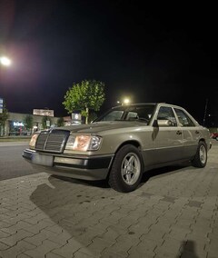 Bild des Angebotes Mercedes-Benz E 230