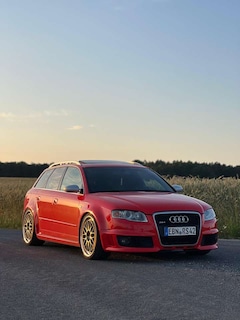 Audi RS4 Avant