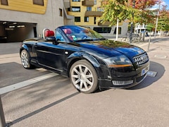 Bild des Angebotes Audi TT Roadster 1.8T rote Sitze Nichtraucher 1. Hand