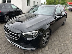 Bild des Angebotes Mercedes-Benz E 220 d T Avantgarde Navi LED Kamera Distronic