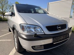 Opel Zafira Zafira 2.2 Elegance