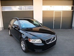 Bild des Angebotes Volvo V50 Kombi 1.8 Kinetic
