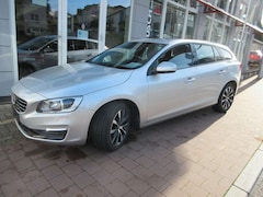 Bild des Angebotes Volvo V60 D3 Geartronic Linje Svart/Navi/PDC/Schiebeda
