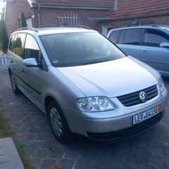 Bild des Angebotes VW Touran 1.9 TDI Trendline