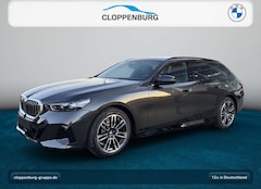 Bild des Angebotes BMW 520 d xDrive Touring M Sportpaket Head-Up+AHK+ACC