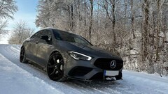 Bild des Angebotes Mercedes-Benz CLA 35 AMG 4Matic Burmester Night Paket MBUX schwarz foliert