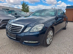 Bild des Angebotes Mercedes-Benz E 220 CDI BlueEfficiency Avantgarde, Navi, PDC