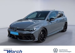 VW Golf R BLACK EDITION AKRA+PANO+DCC+H&K+MATRIX+