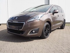 Bild des Angebotes Peugeot 5008 Active*AHK*Navi*SHZ*PDC*RFK*