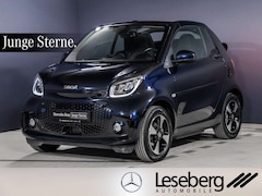 Bild des Angebotes smart forTwo ForTwo Cabriolet EQ Passion LED/22 kW/DAB/Kamera