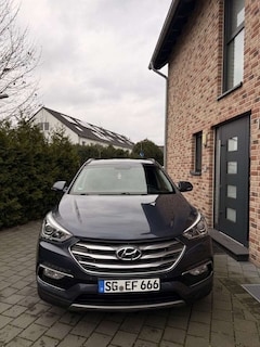 Hyundai SANTA FE blue 2.2 CRDI 4WD Automatik 7-Sitzer Style