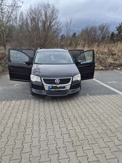 Bild des Angebotes VW Touran 1.6 Conceptline