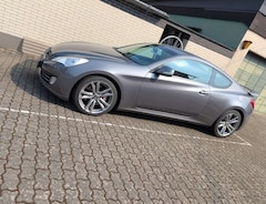 Hyundai Genesis Coupe 3.8 V6 Automatik