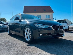 Bild des Angebotes BMW 318 d AUT + SHZ + NAVI + TEMP + PDC