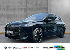 Bild des Angebotes BMW iX 45 xDrive M Sport Park-Assistent HUD Navi Digitale