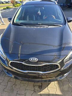 Bild des Angebotes Kia Ceed SW / cee'd SW 1.4 CVVT Fifa World Cup Edition