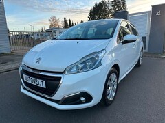 Bild des Angebotes Peugeot 208 1.2 Active LED Klimaanlage 1 Hand PDC