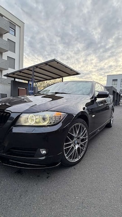 Bild des Angebotes BMW 320 320d xDrive DPF Edition Lifestyle