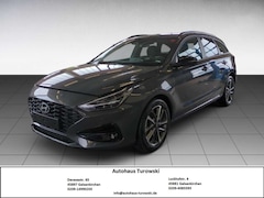 Bild des Angebotes Hyundai i30 Kombi 1,0 T-GDI 7-DCT Advantage Plus-Paket