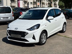 Bild des Angebotes Hyundai i10 Select, Spurhalteassistent, Tempomat,