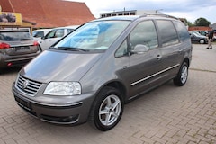 Bild des Angebotes VW Sharan 1.9 TDI Navi Tempomat PDC Sitzhzg.