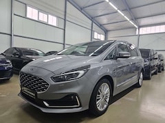 Bild des Angebotes Ford S-Max Vignale AWD 7.Sitzer Kamer Vor+Hi Pano LED